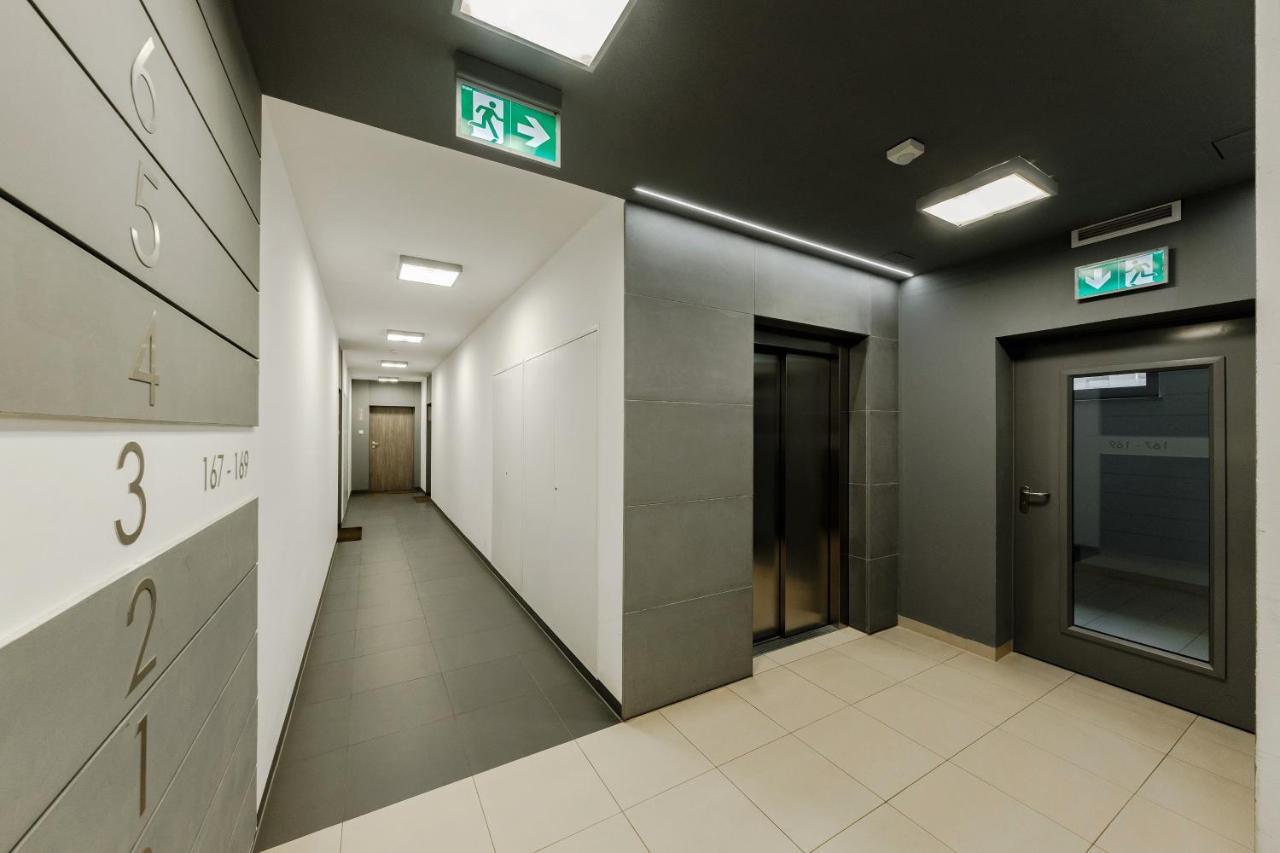Studio Wola Apartament Kasprzaka - Wifi + Smart Tv ワルシャワ エクステリア 写真