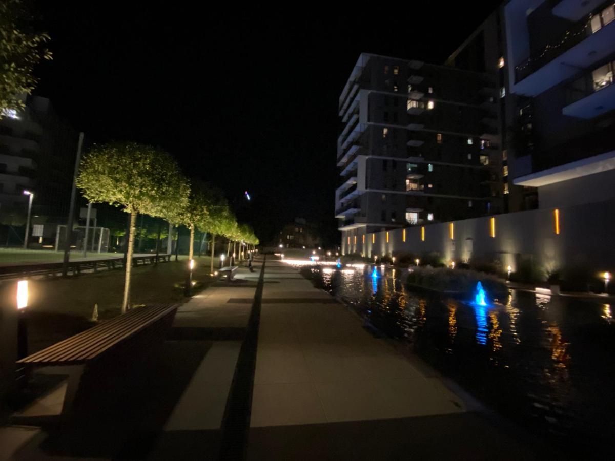 Studio Wola Apartament Kasprzaka - Wifi + Smart Tv ワルシャワ エクステリア 写真